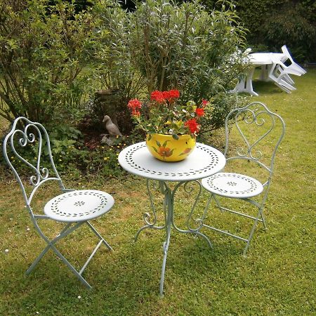 Bed and Breakfast Aux Sources De L'Ancre Miraumont Esterno foto