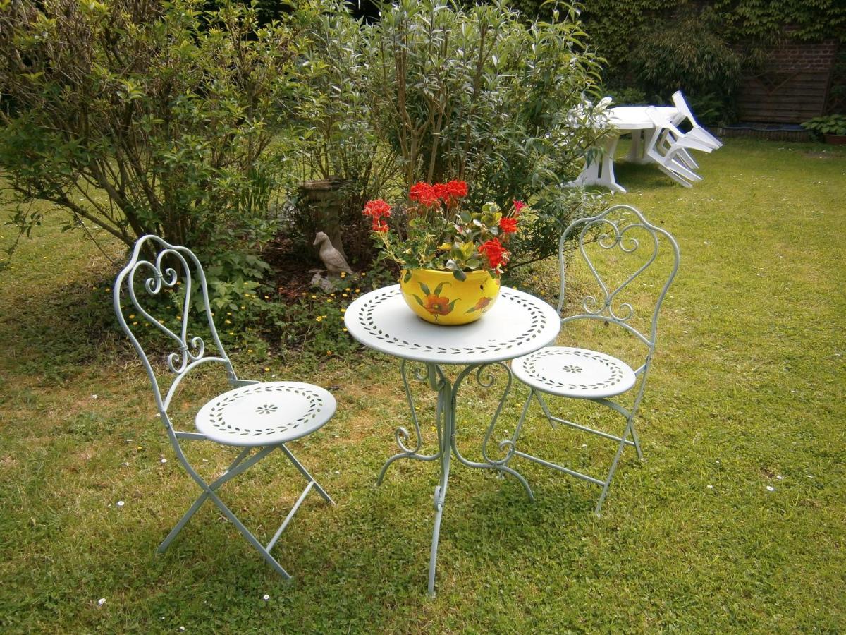 Bed and Breakfast Aux Sources De L'Ancre Miraumont Esterno foto